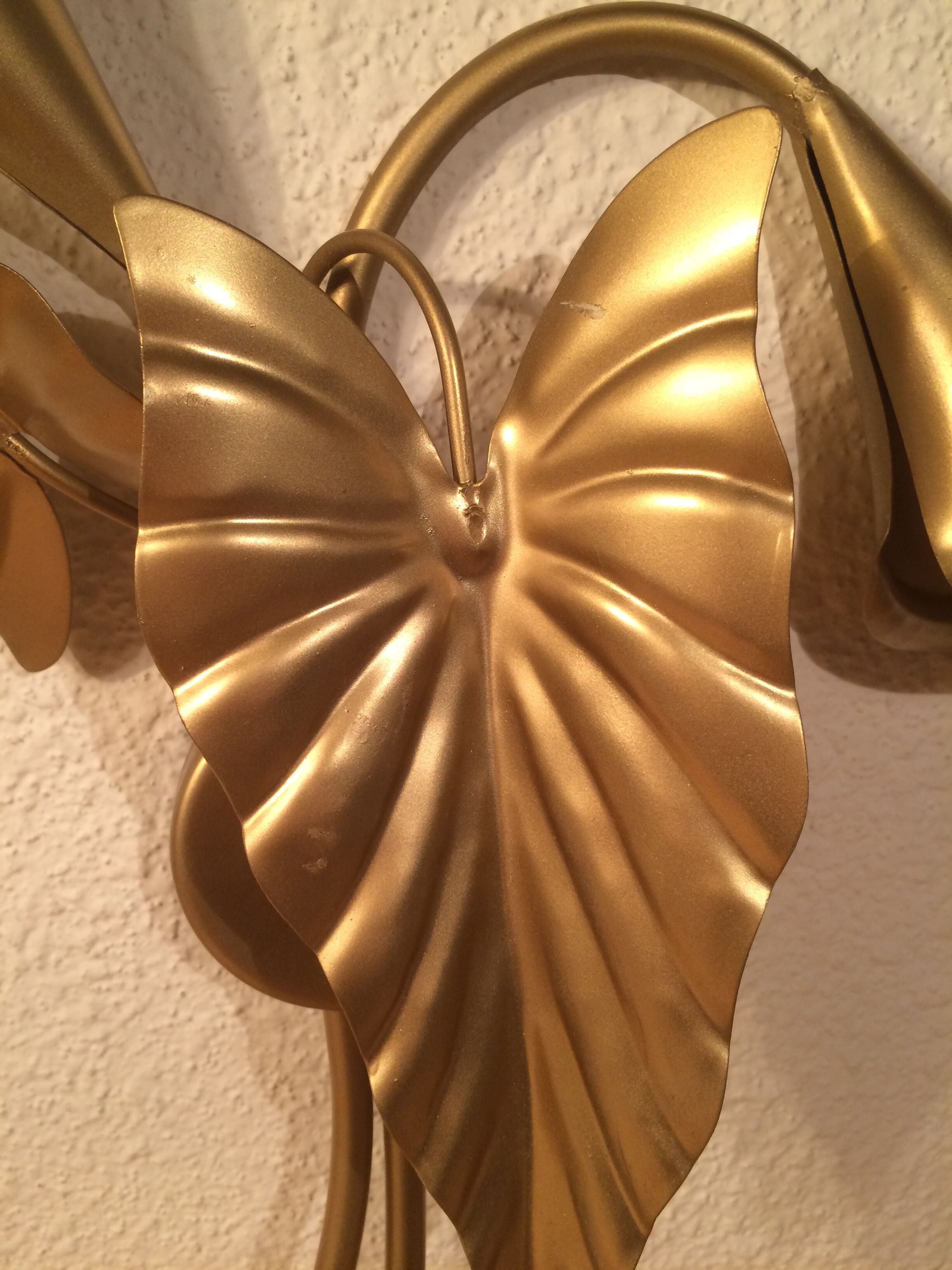 Vintage golden metal flower wall lamp