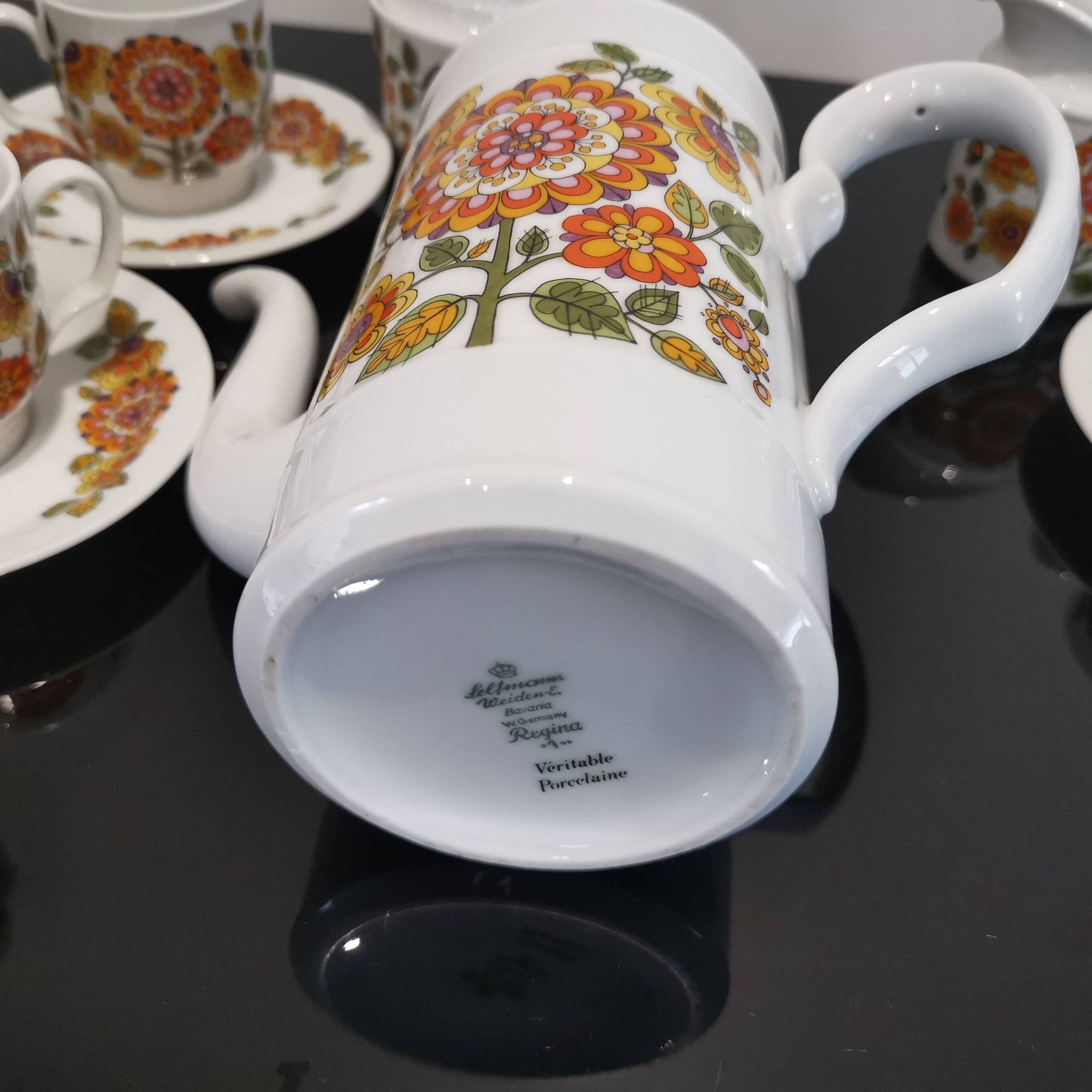 Porcelain coffee service Model Regina Bavaria Germany Vintage70'S