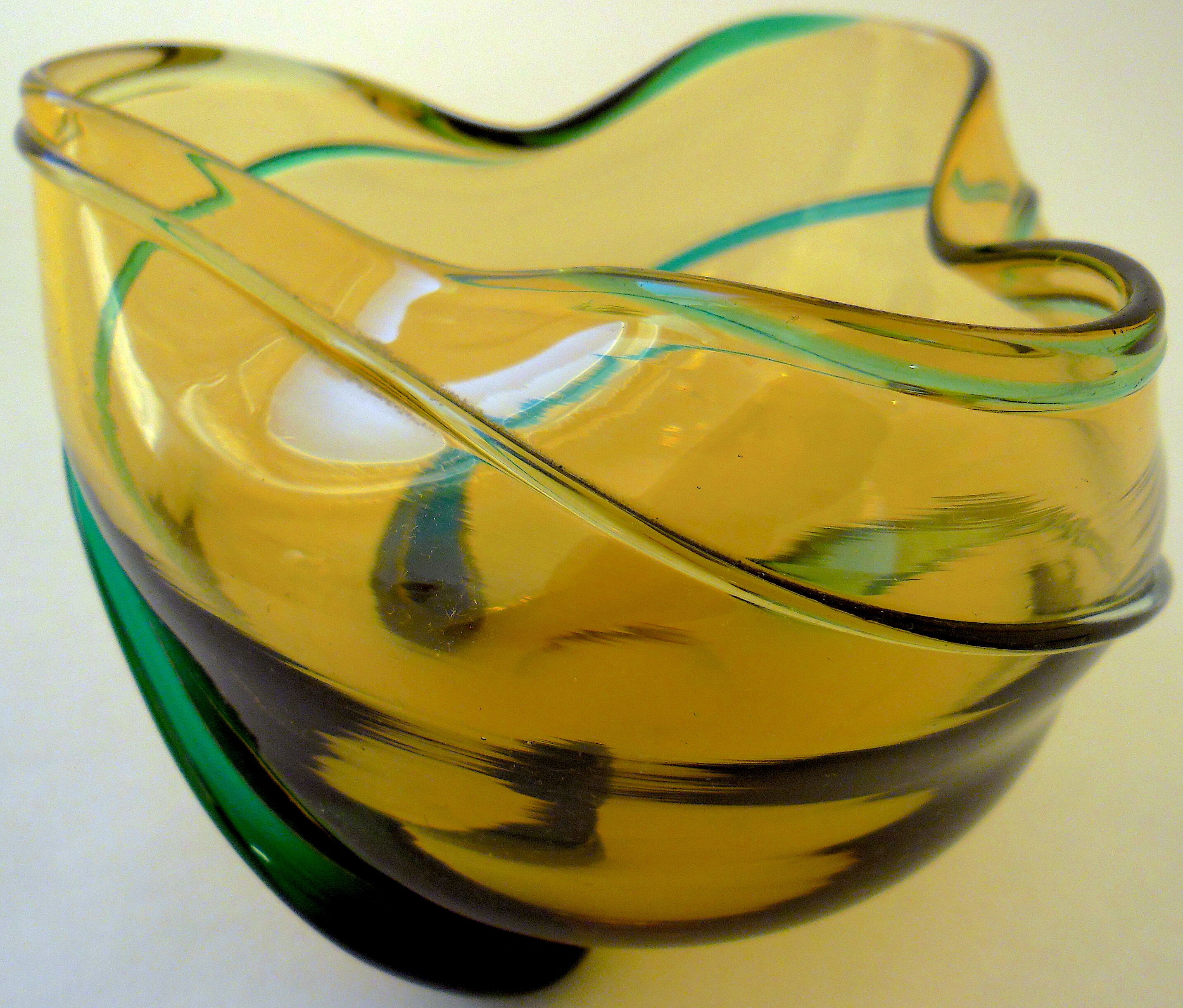 Art-new cut in stretched glass. Around 1900.