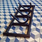 Portemanteau articulé en bois noirci