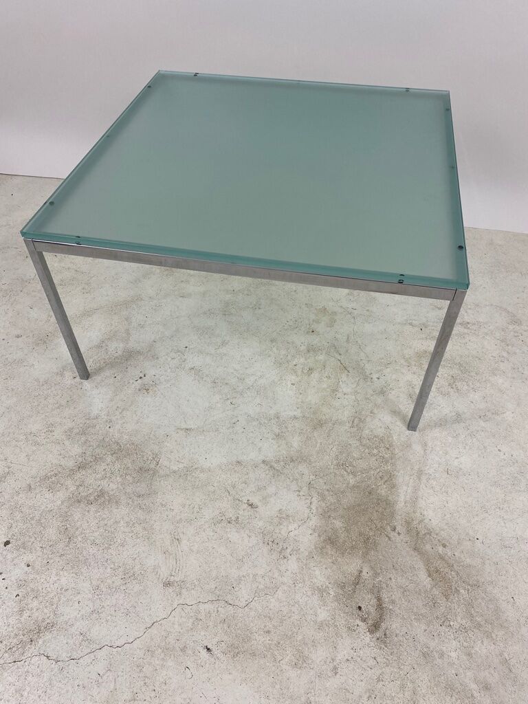Table by Florence Knoll