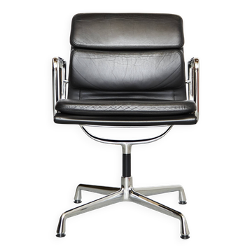 Charles & Ray Eames Chair EA 208 Chair for Vitra