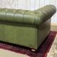 Chesterfield leather 3-seater sofa with mahogany legs - English craftsmanship