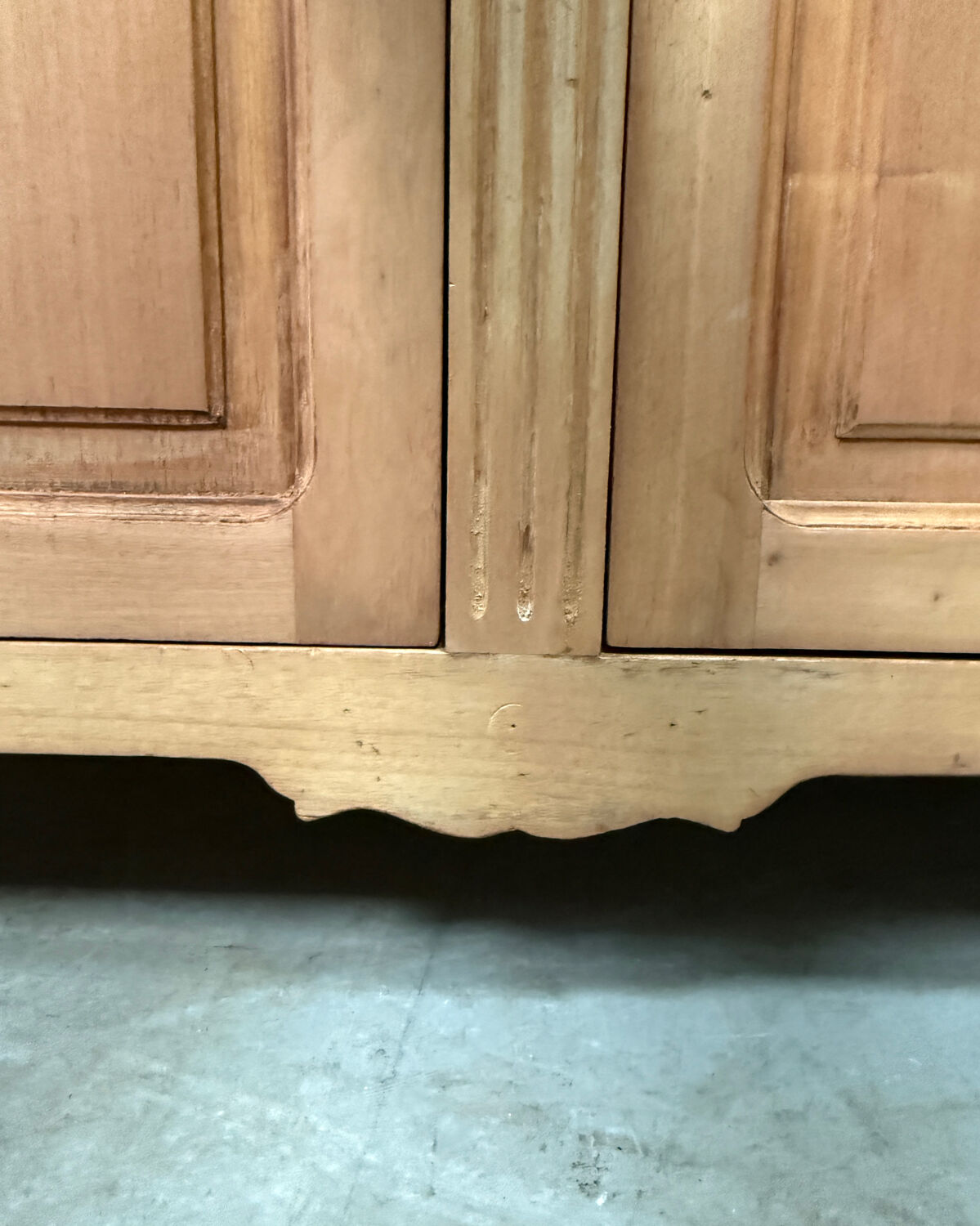 Vintage buffet (renovated)