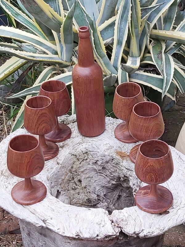 Service bouteille et verre teck scandinave