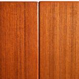 Scandinavian extending table