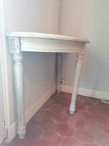 Console en bois peinte