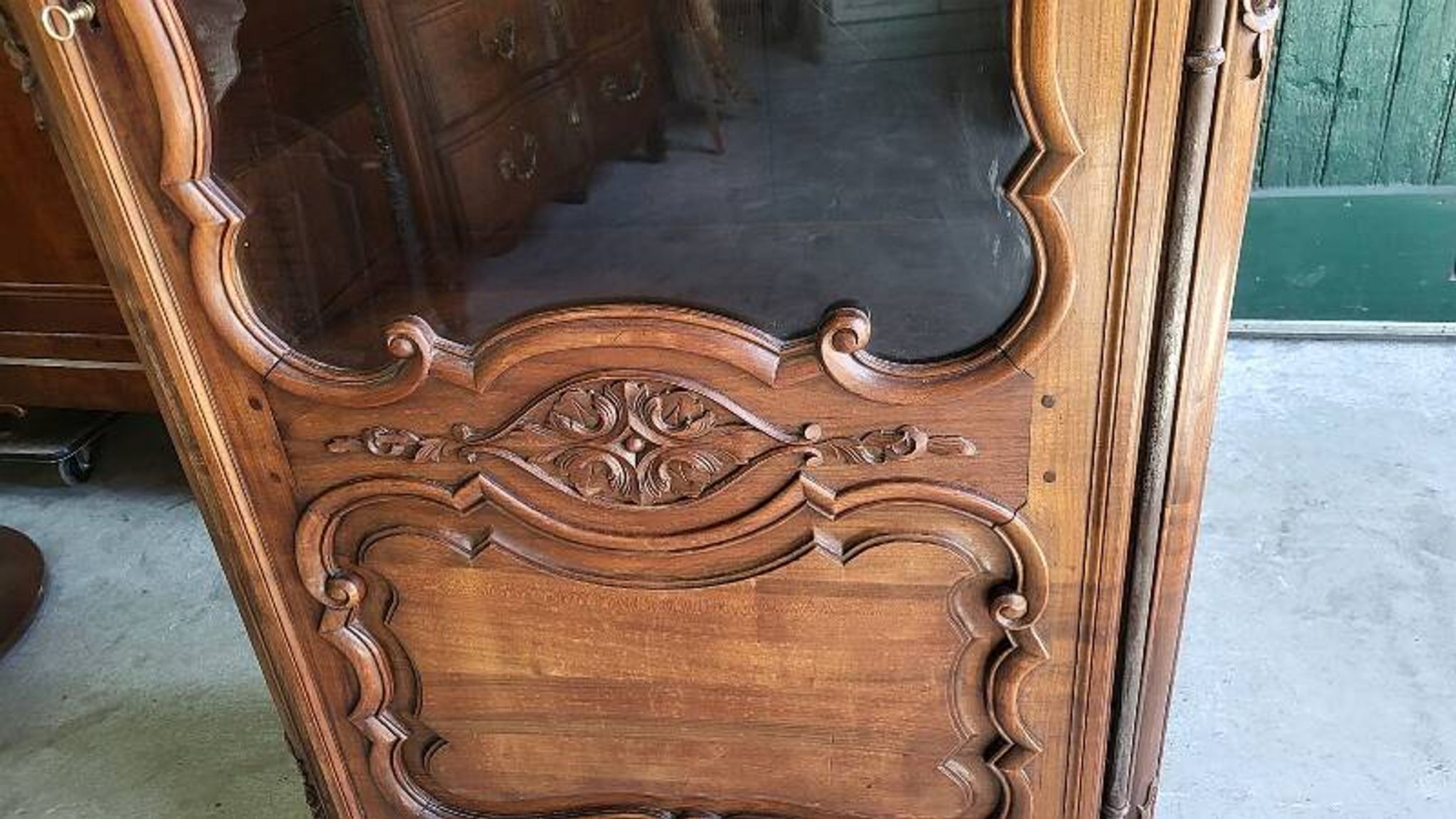 Vitrine style louis xv 1 porte en merisier