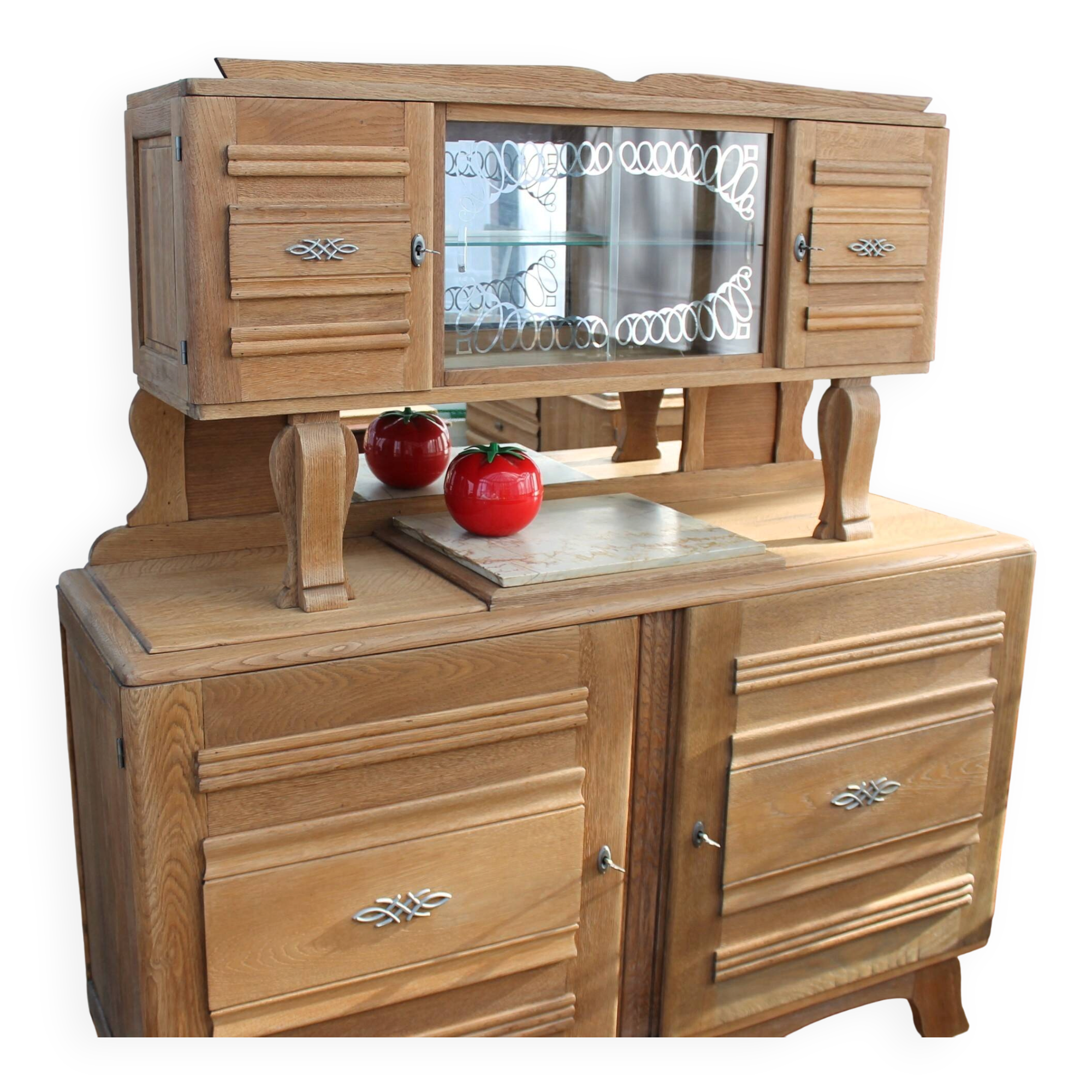 Character cabinet
