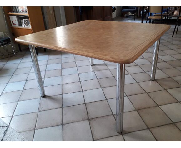 Ash table and chrome metal legs