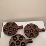 Set of ceramic snail dishes