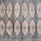 Vintage hand-woven Pakistani Bukhara rug 146x95cm.