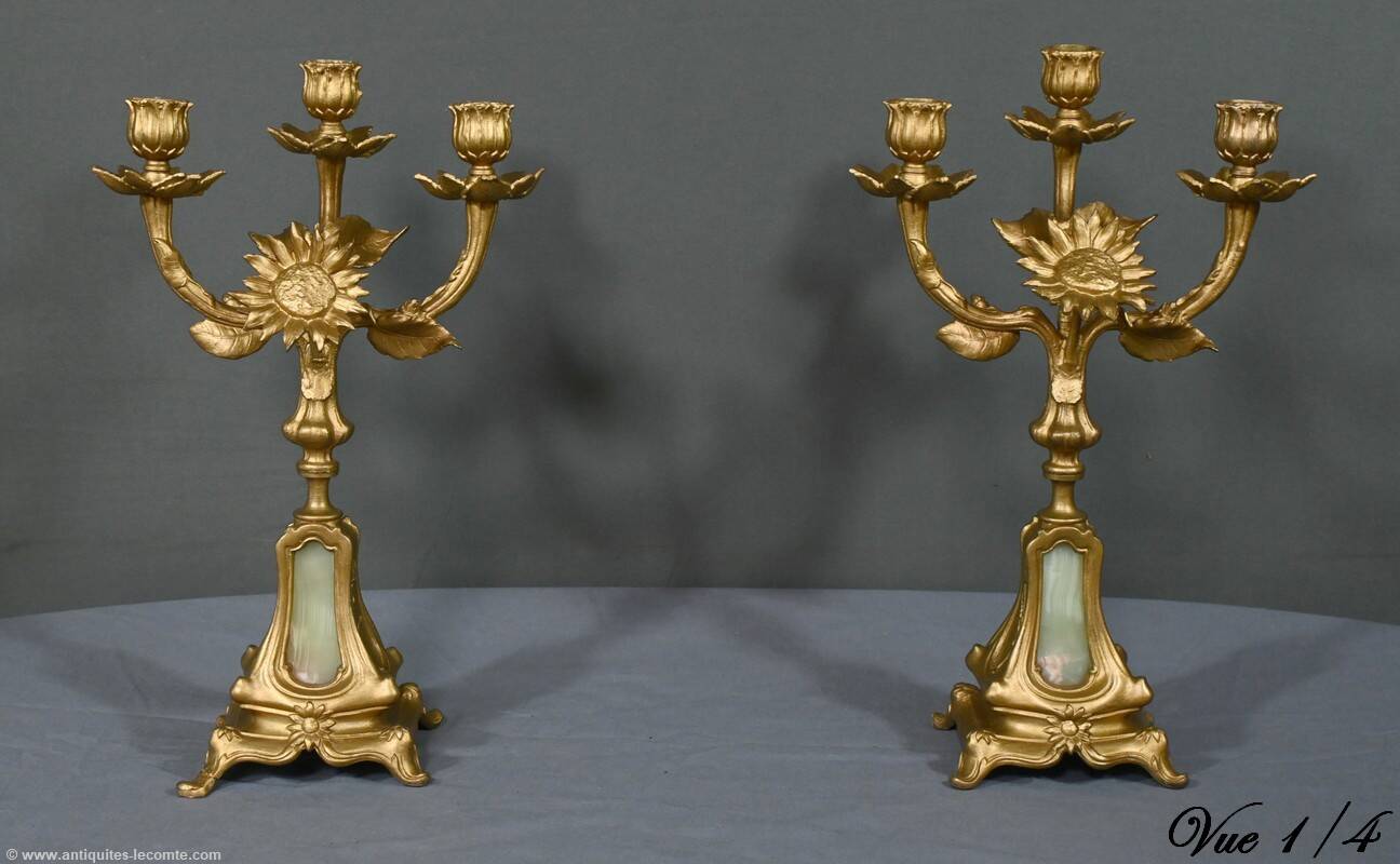 Pair of candelabra in gilded spelter and onyx – 1940