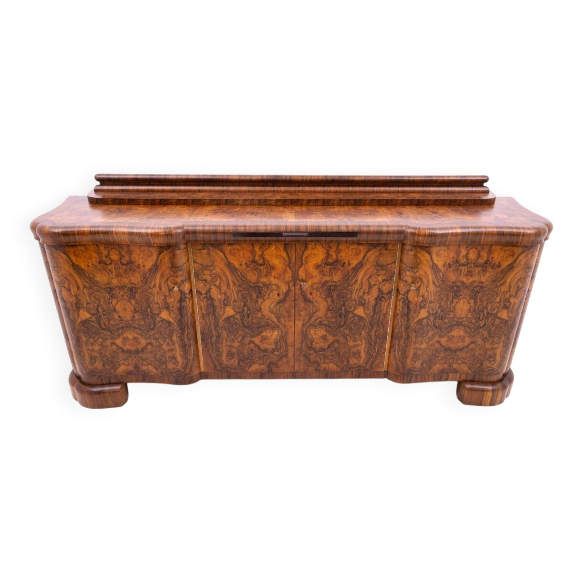 Grande commode Art déco des années 1940, Pologne. Après restauration.