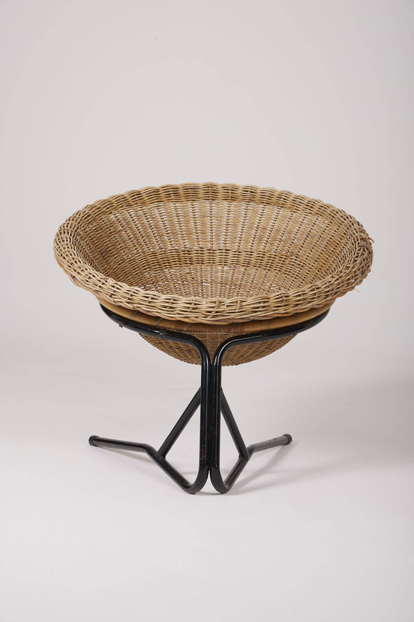 Arnold Bueno rattan and metal armchair by Mesquita