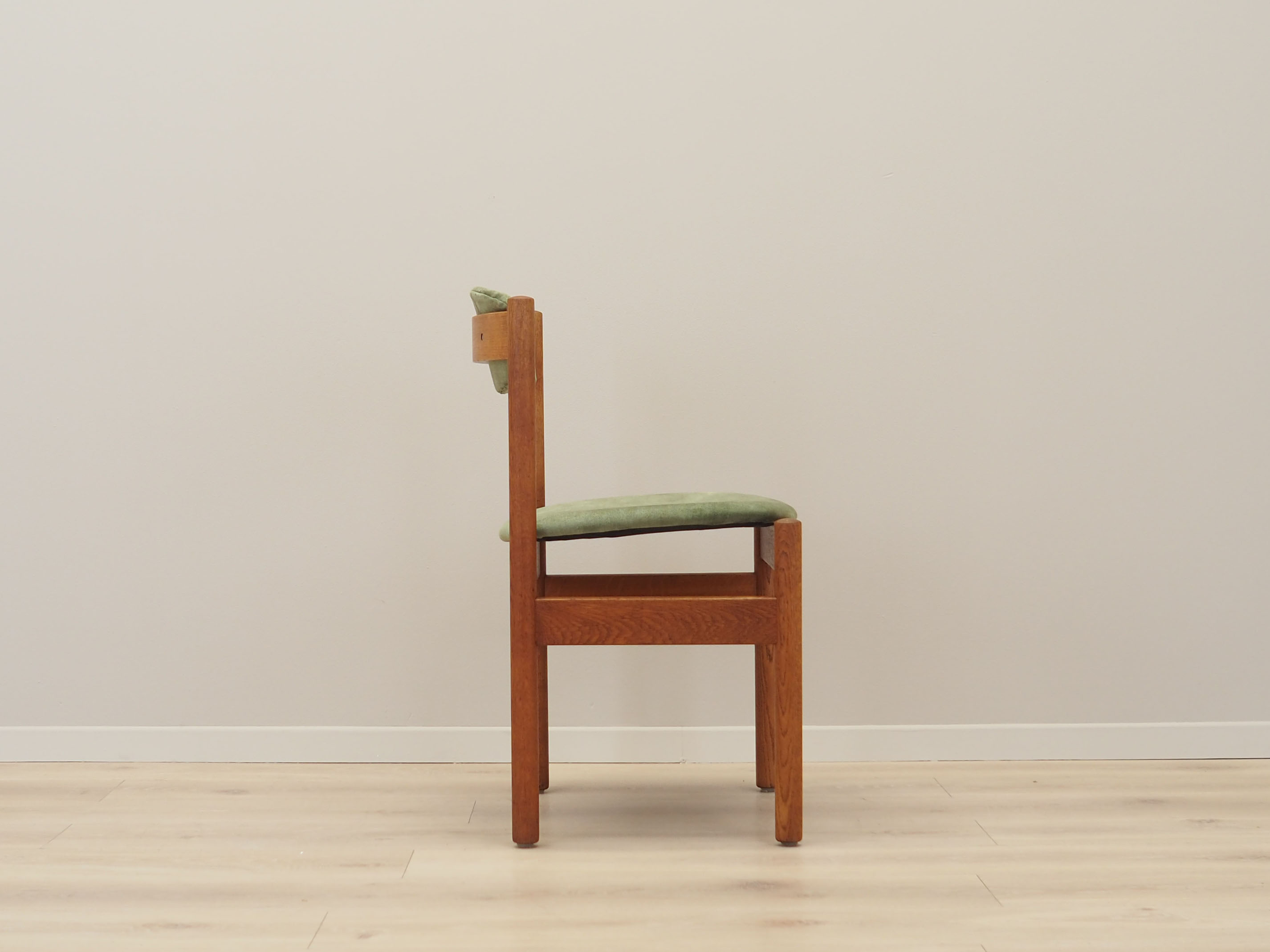 Set of two oak chairs, Danish design, 1960s, designer: Jørgen Baekmark, manufacturer: FDB Møbler
