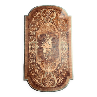 Beautiful period marquetry table (1900)