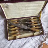 12 art deco knives
