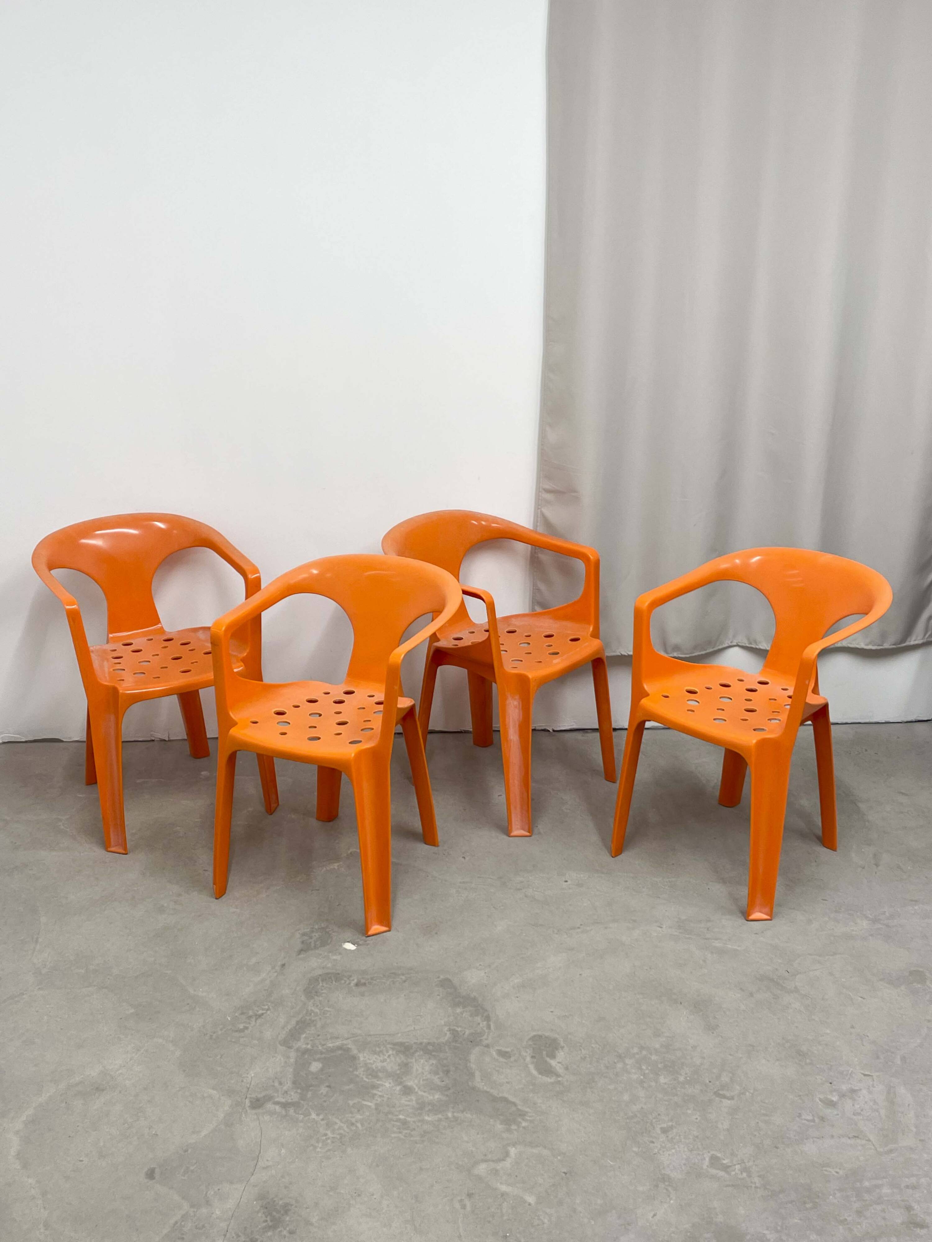 4 chairs "Armchair 300", Henry Massonet, Stamp, 1972