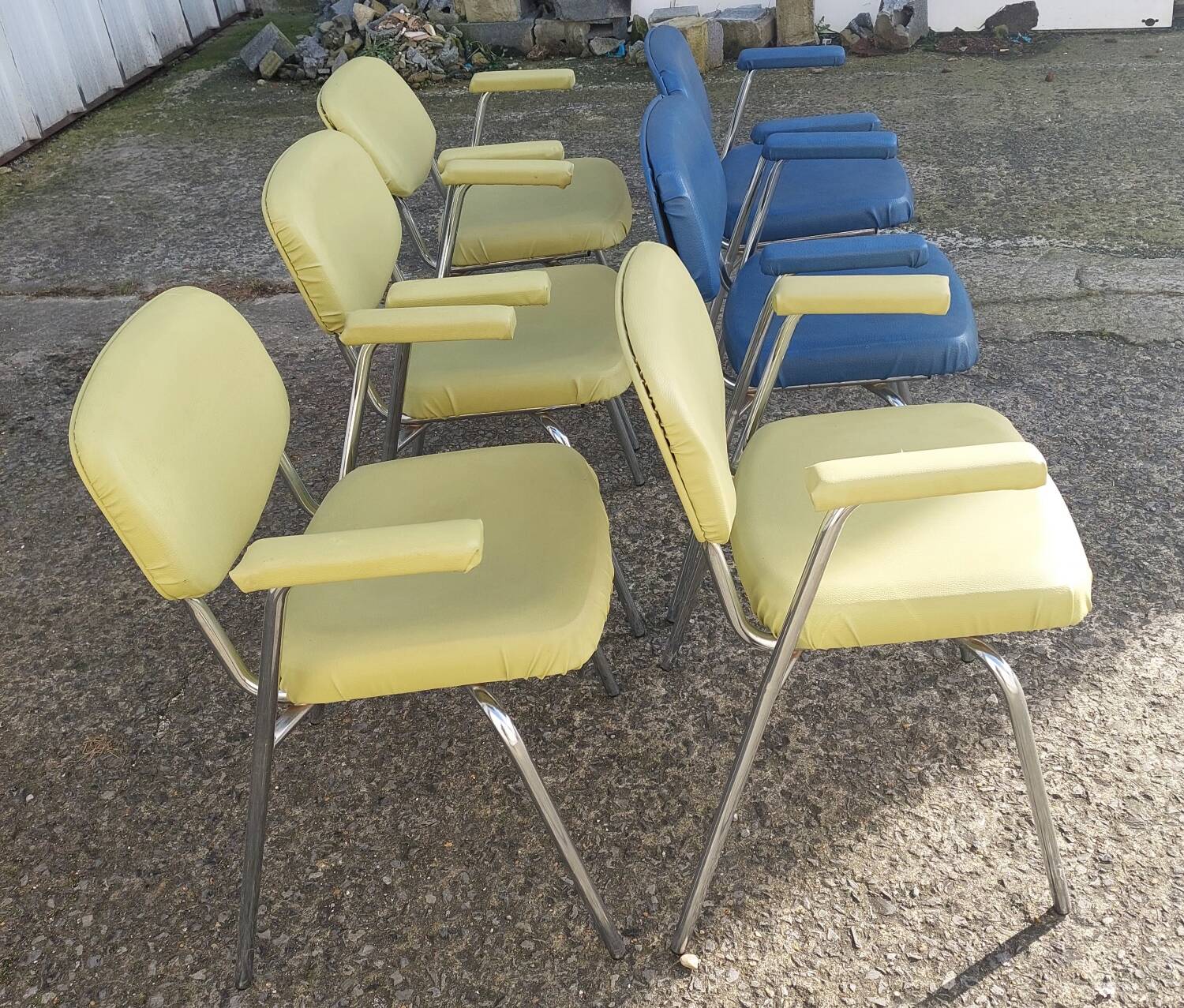 Set of 6 vintage chairs