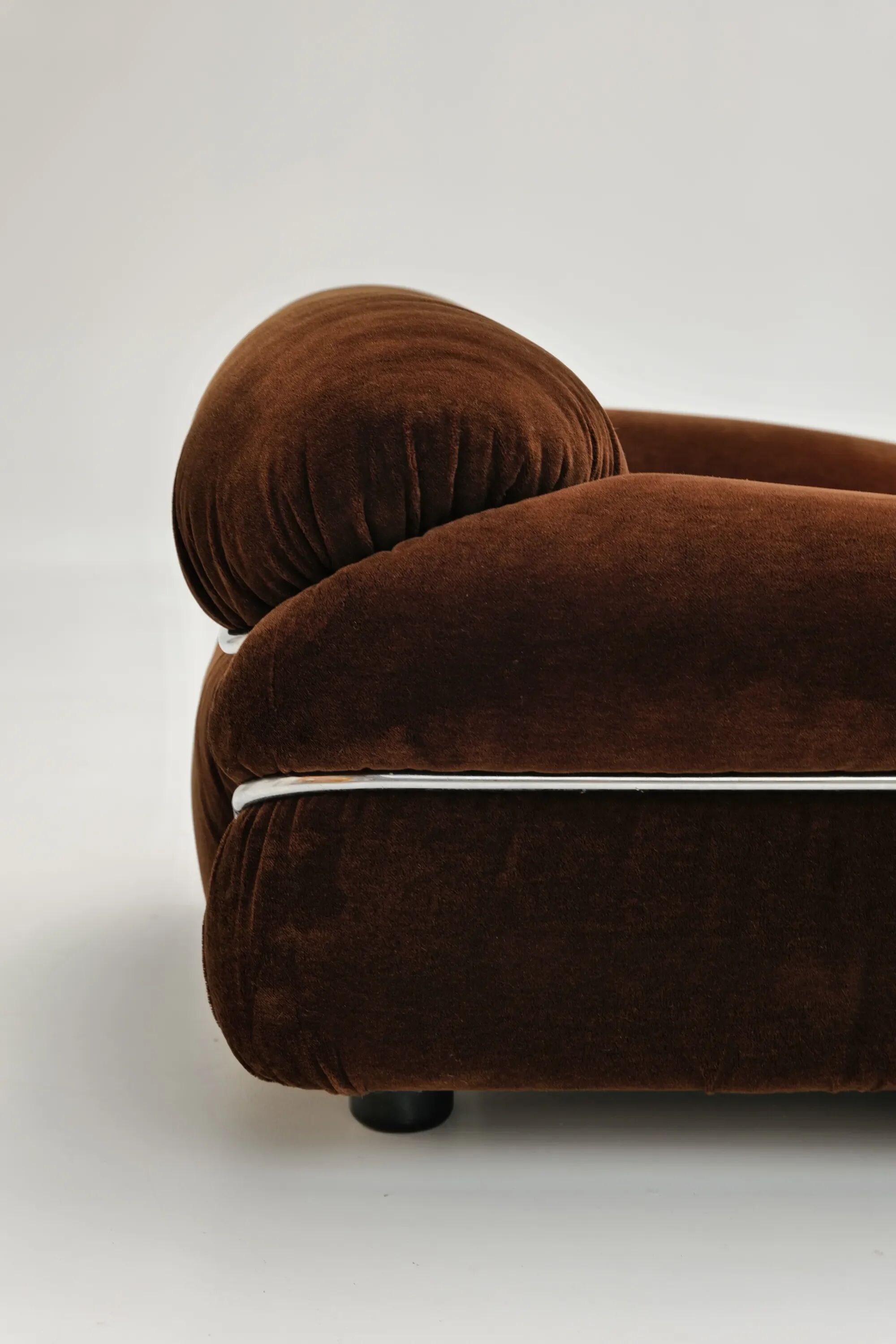 Sesann armchair by Gianfranco Frattini for Cassina