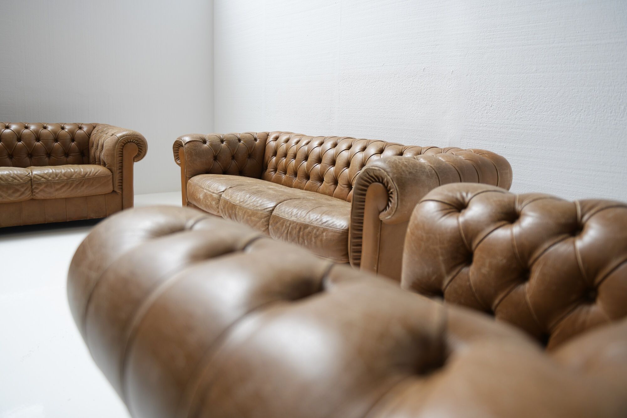 Vintage leather Chesterfield set 1991 by Natuzzi - Italy