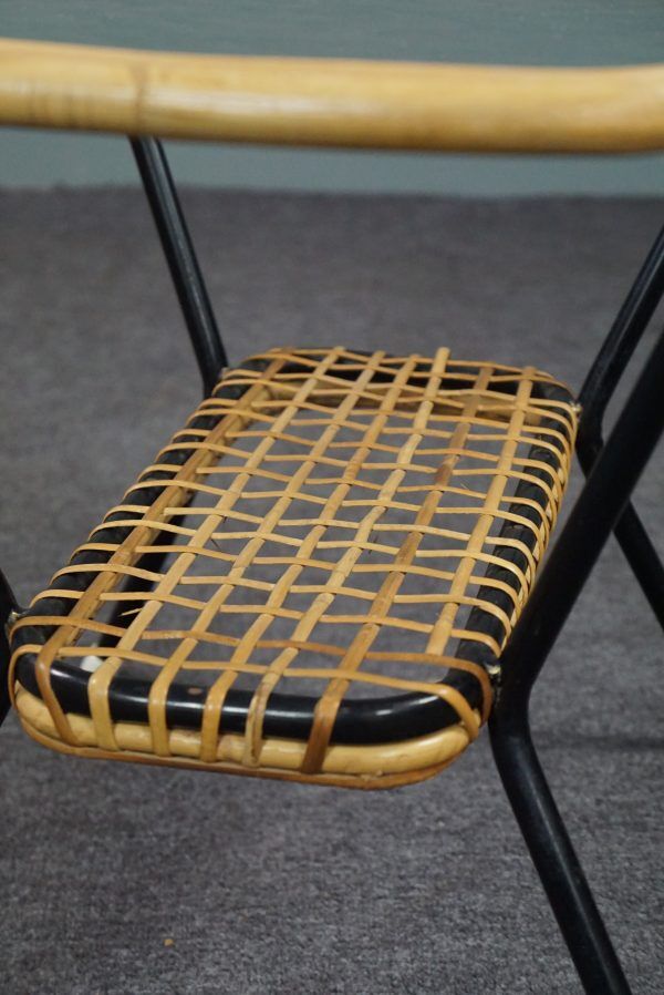 Table basse vintage en rotin Dutch Design avec plateau en verre nuage 1960