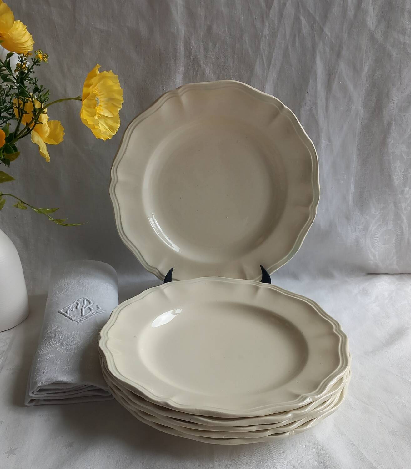 🌿 6 antique Sarreguemines ivory fretwork plates