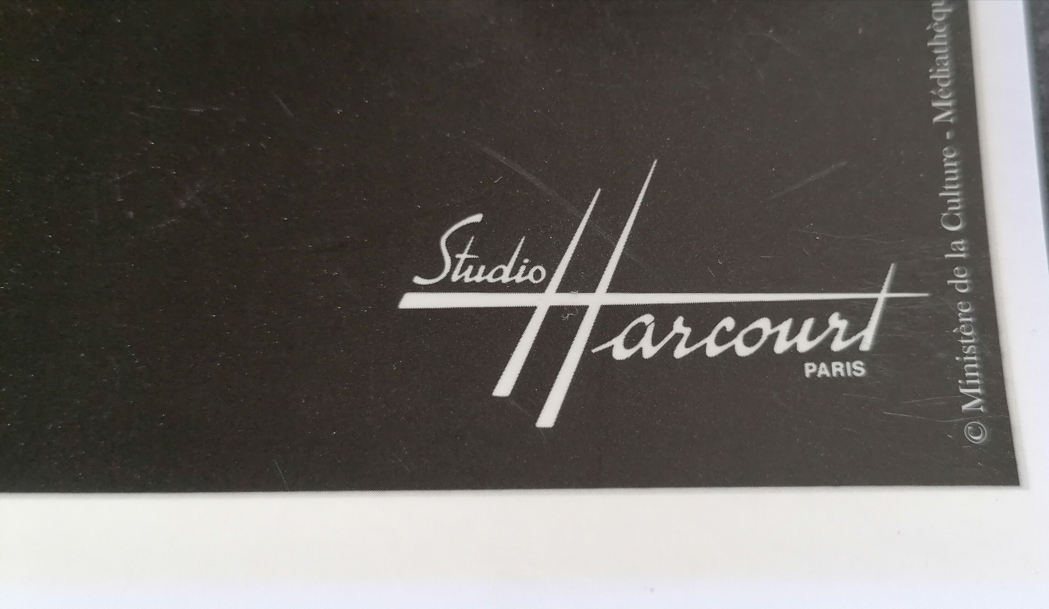 Photography Harcourt Simone Signoret