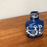 Danish mid-century porcelain vase from the Baca line with bird motif by Nils Thorsson for Aluminia Royal Copenhagen, 1960s.