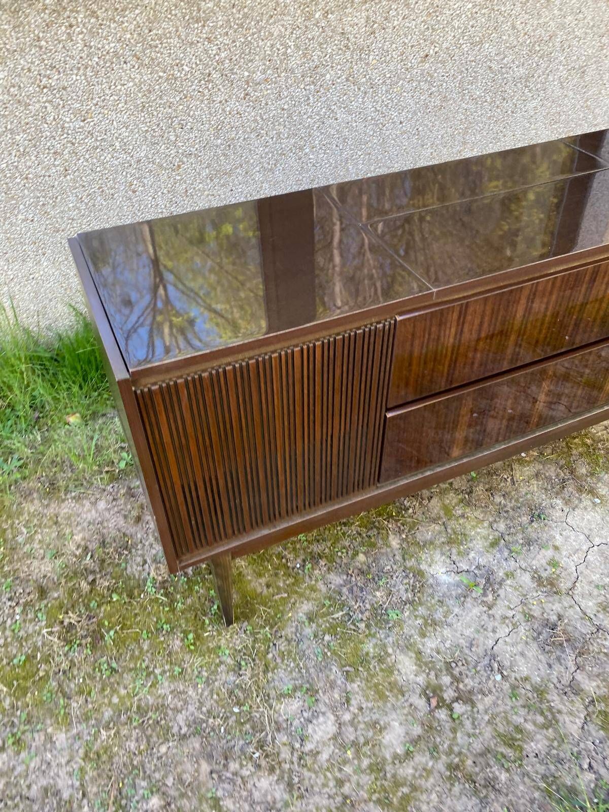 Grundig Scandinavian Hifi sideboard in wood and lacquered rosewood