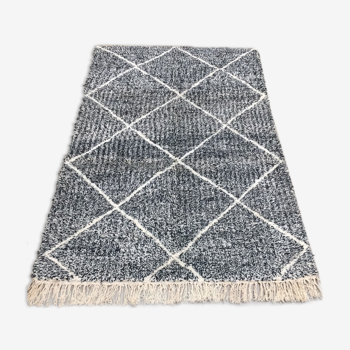 Tapis en laine gris chiné losanges beni ouarain 250x172cm