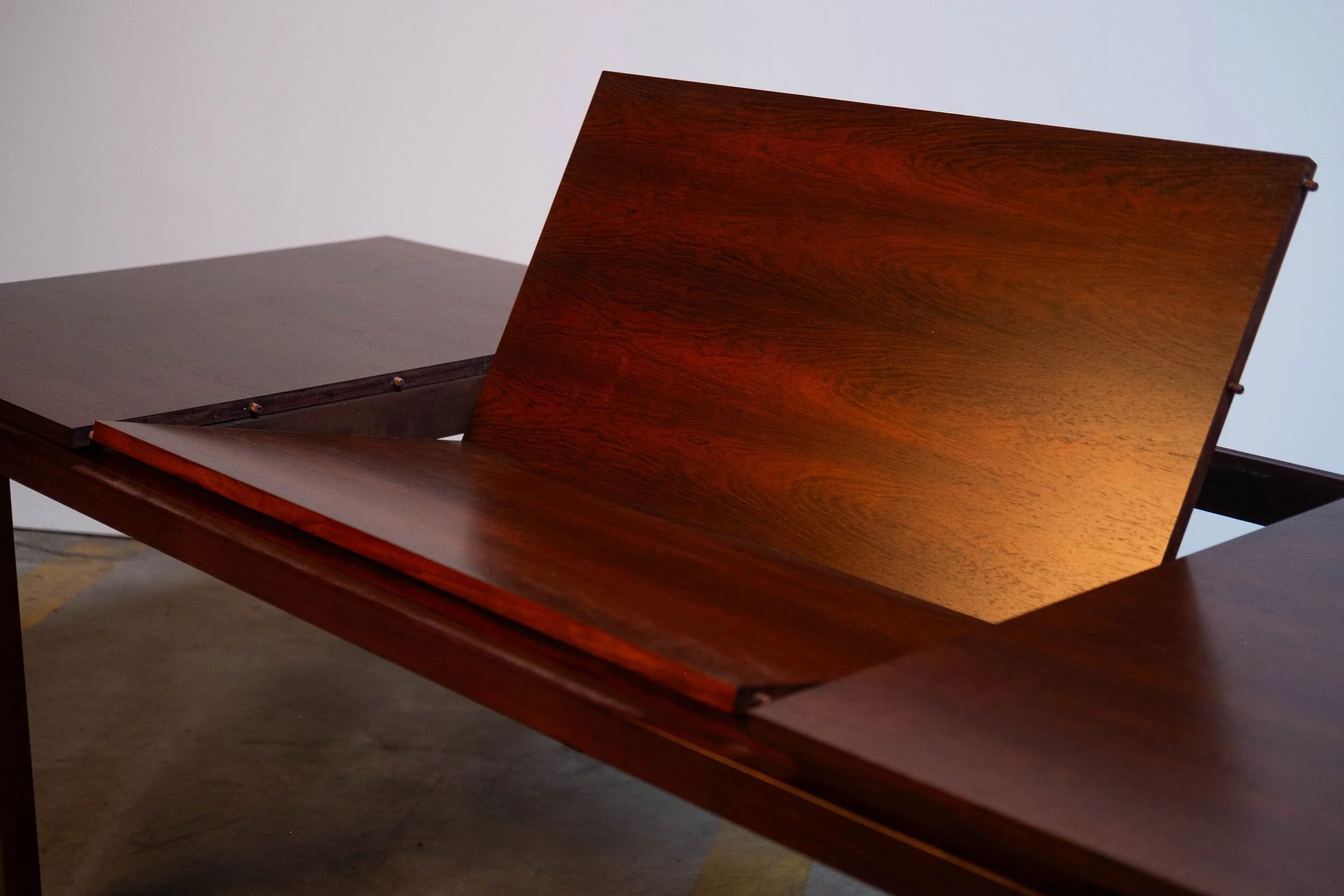 Alfred Hendrickx - Belform extendable dining table