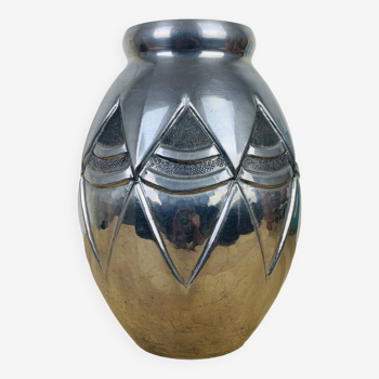 Vase Art Déco en aluminium signé Laveur "Chaudron Art"