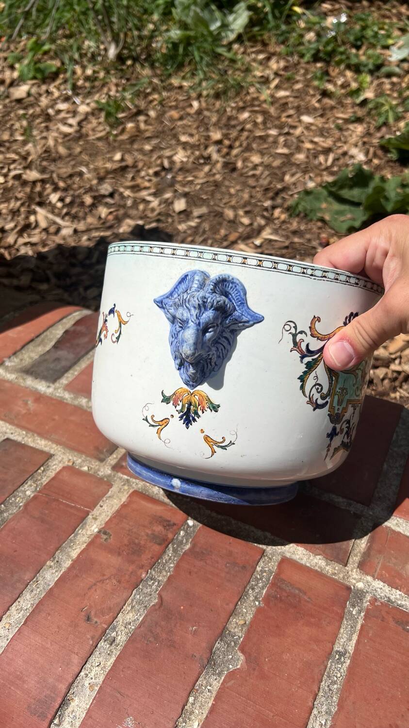 Gien - old flowerpot - iron earth