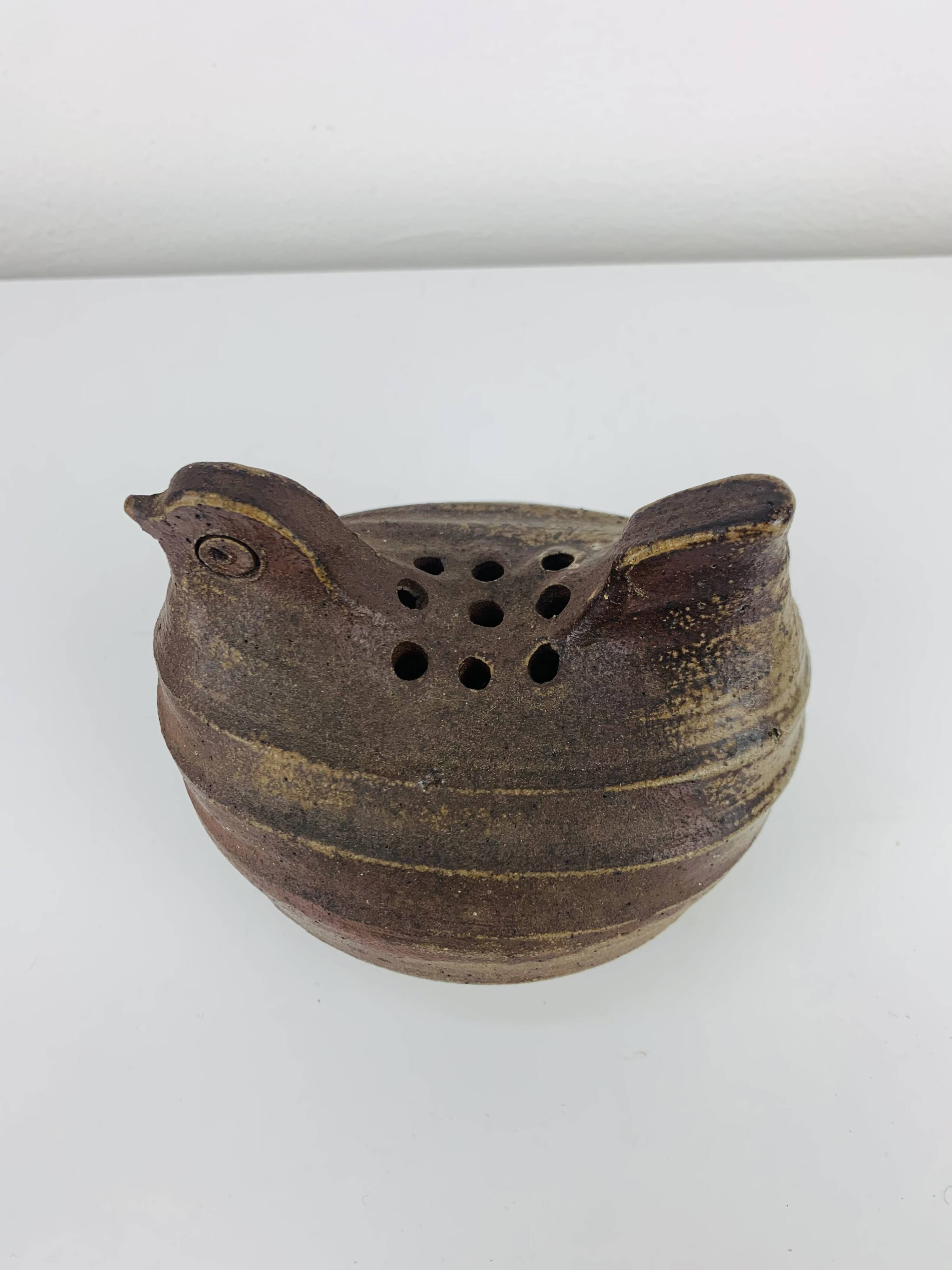 Vintage stoneware hen vase, flower pick