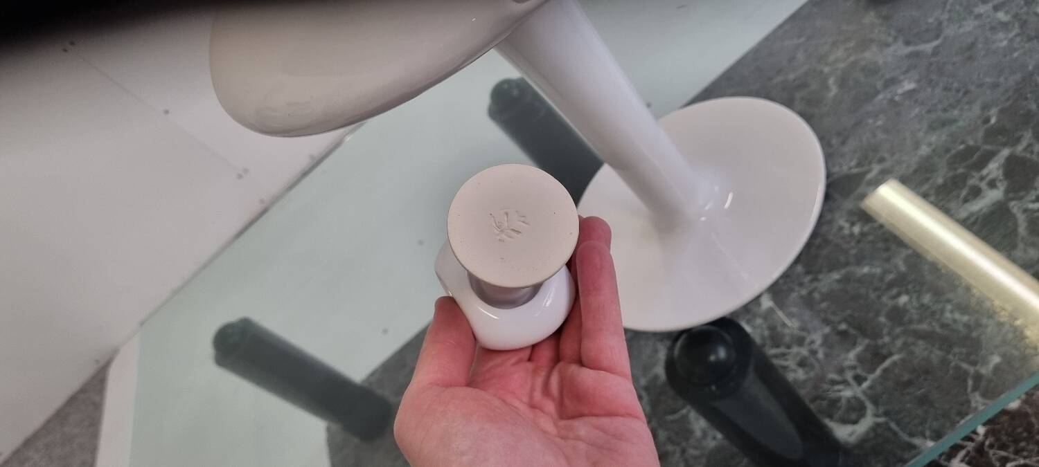 VASE MARC NEWSON BLANC SF POUR COR UNUM avec miniature