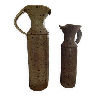 Set two of sandstone vases