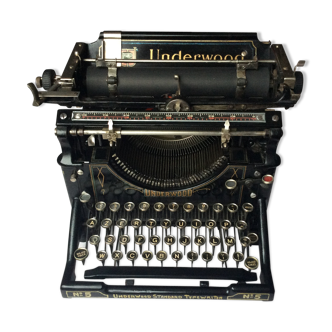 Old Underwood typewriter