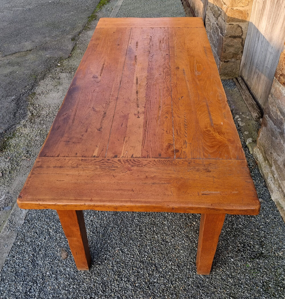Solid oak farmhouse table, two drawers, vintage, early twentieth century.