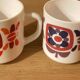 Lot de deux mugs