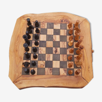 Natural olive wood edge, rustic chessboard