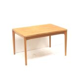 Extendable dining table by Henning Kjaernulf for Vejle Møbelfabrik (Denmark