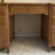 Bureau en merisier massif style Louis XV