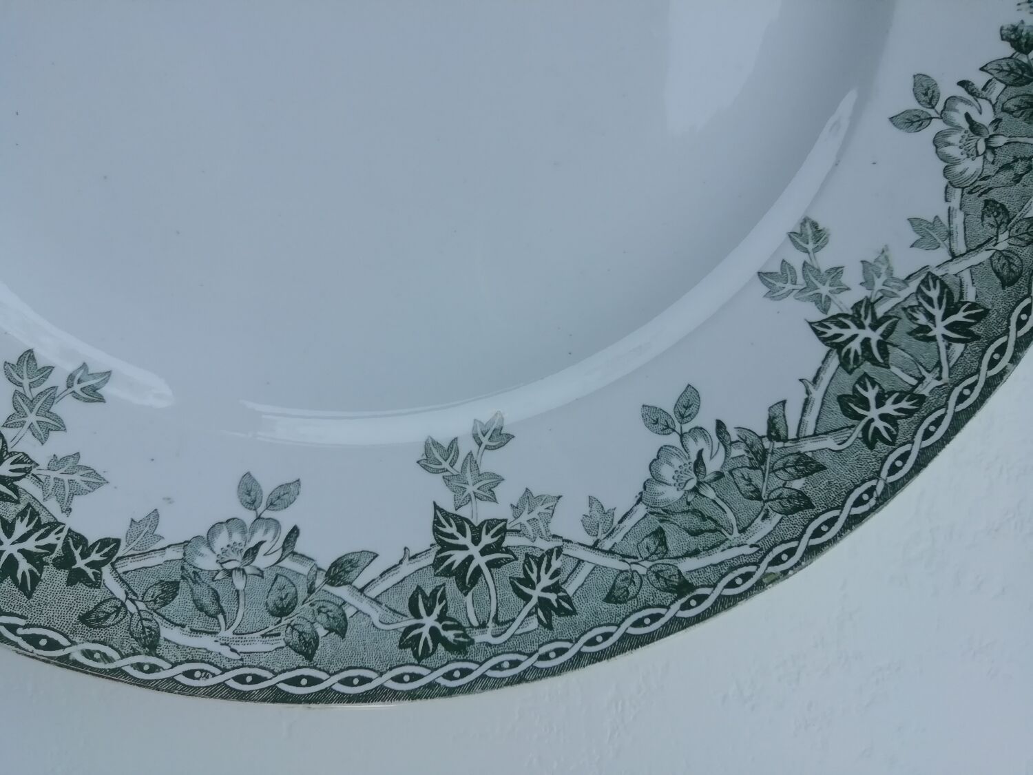 Iron earth dish