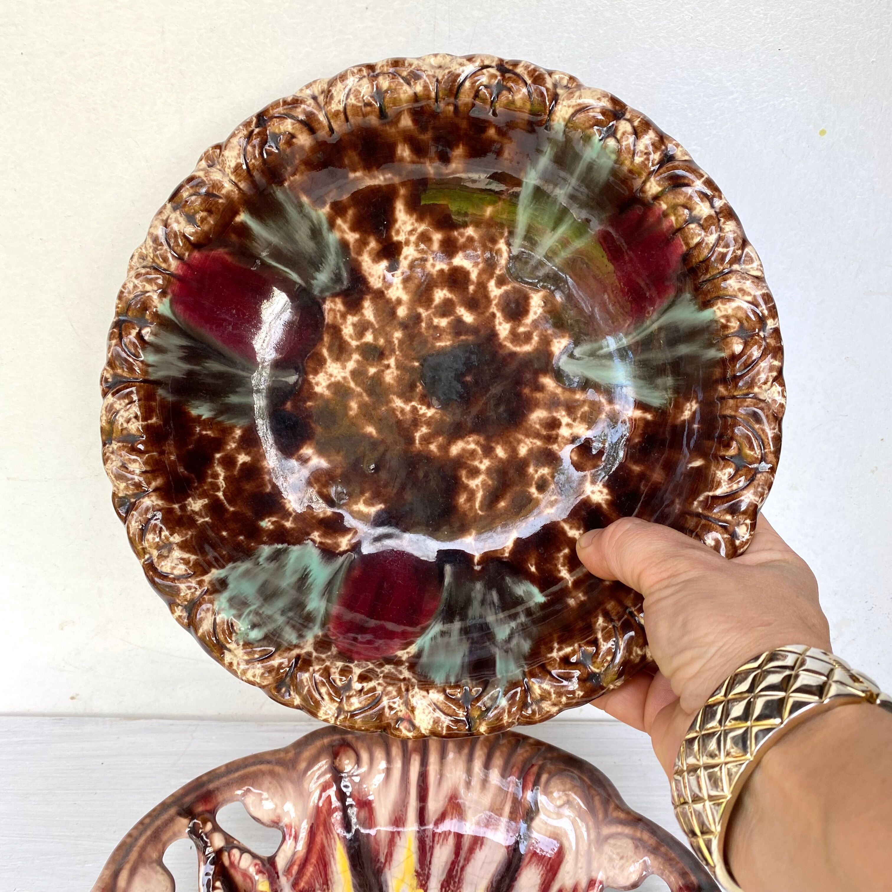 2 vintage ceramic dishes