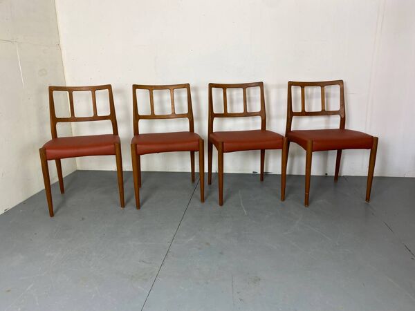 Chaises de salle à manger danoises en teck et cuir du milieu du siècle par Johannes Andersen pour Uldum Møbelfabrik, années 1950, lot de 4
