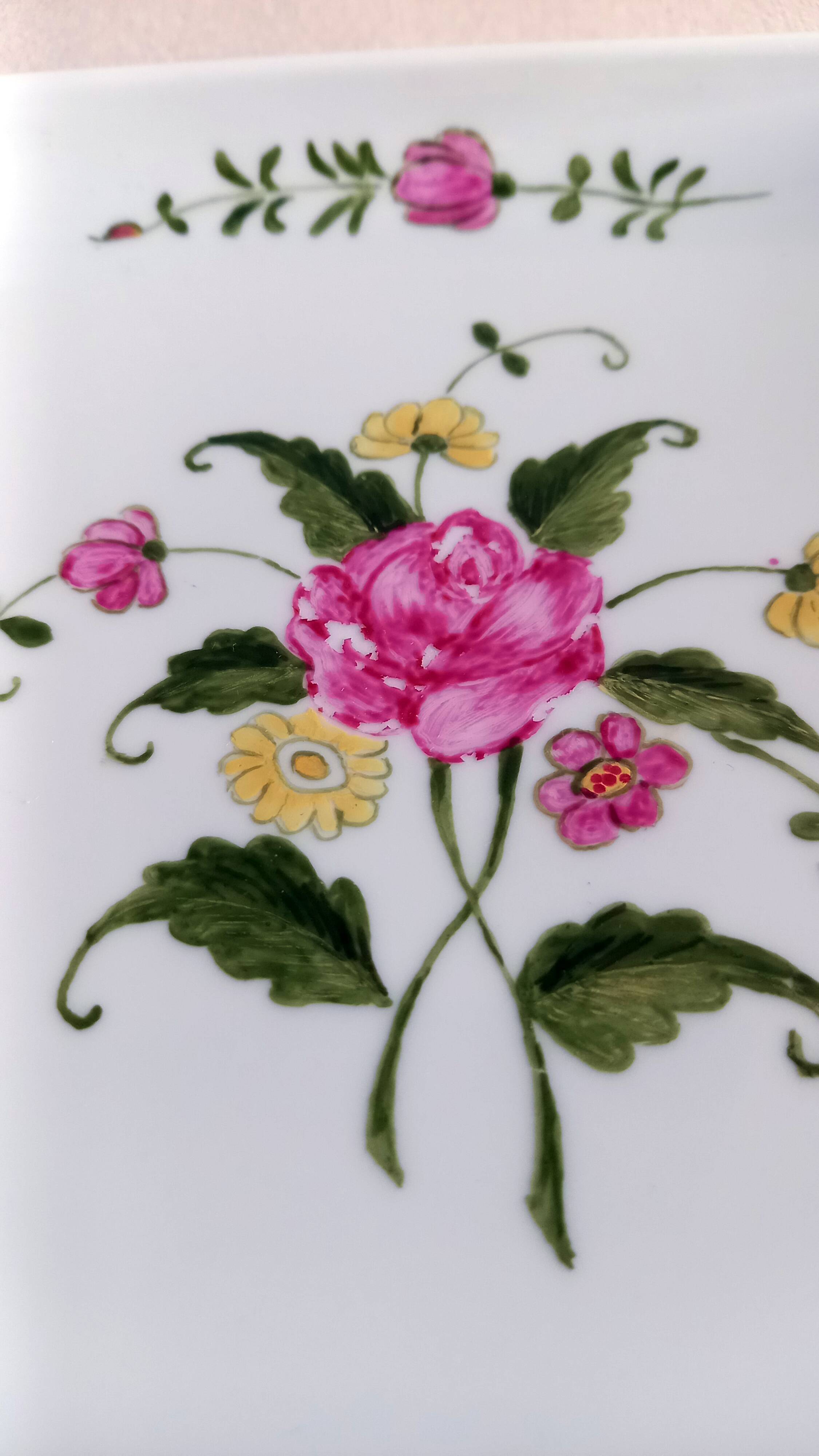 Small square dish Empty pocket Bavarian porcelain BAUSCHER Bavaria Floral decoration