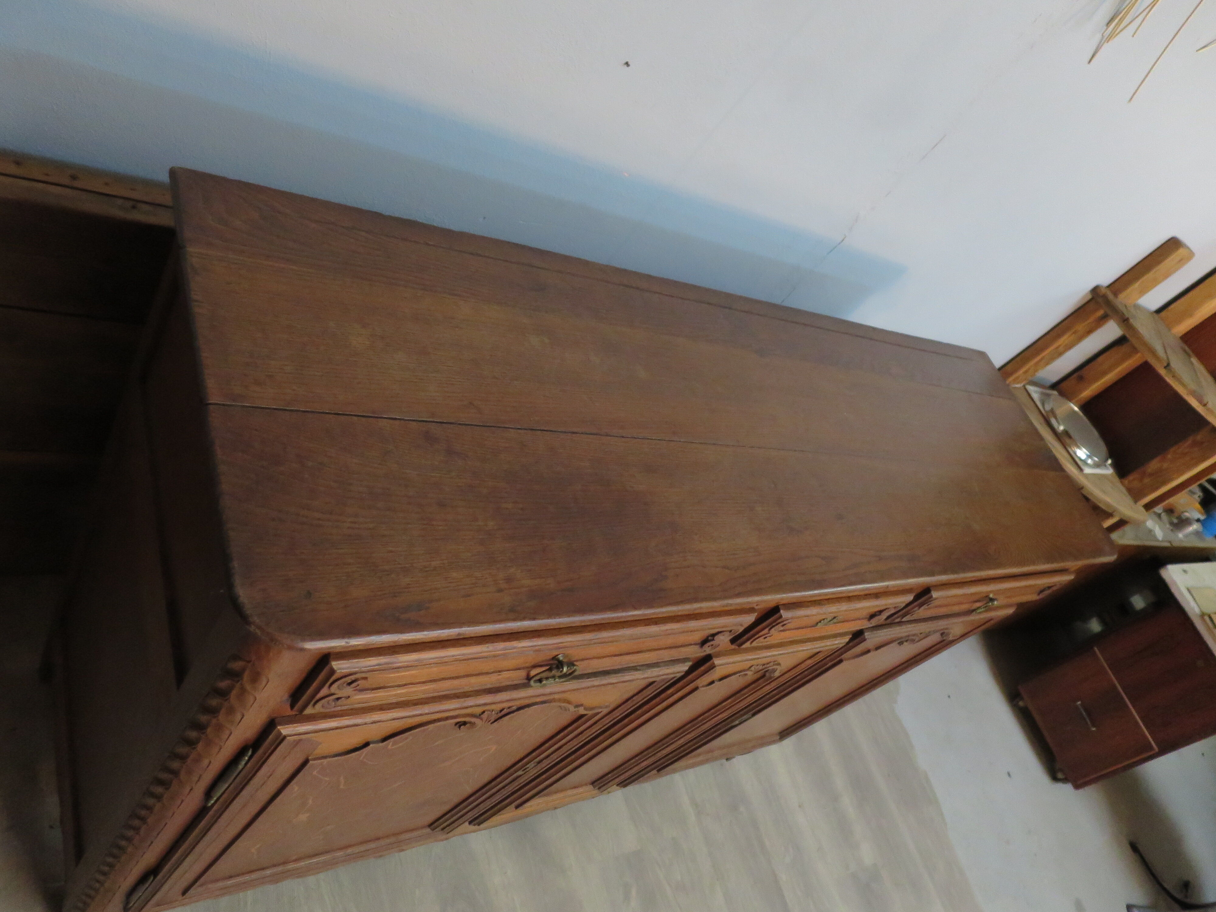 High sideboard in solid oak