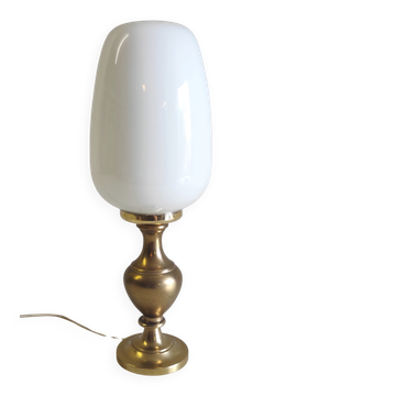 Table lamp in brass and opaline globe - mid 20th century.